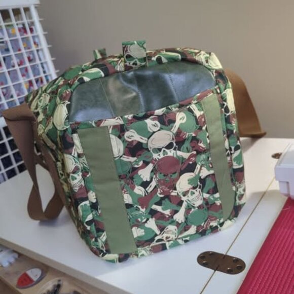 Duffle Bag- - Picture 3 of 3